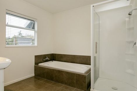 Photo of property in 3 Van Asch Lane, Rangatira Park, Taupo, 3330