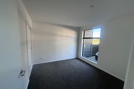 Photo of property in 14 Tuputupu Drive, Kumeu, 0810