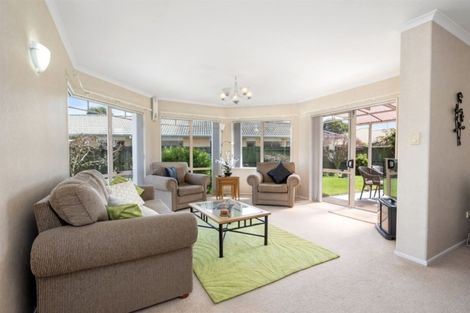 Photo of property in 17 The Gardens Drive, Papamoa Beach, Papamoa, 3118