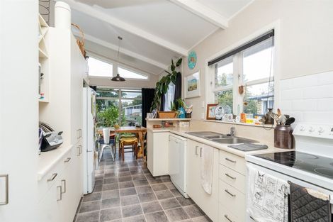 Photo of property in 16 Patrick Place, Fitzroy, Hamilton, 3206