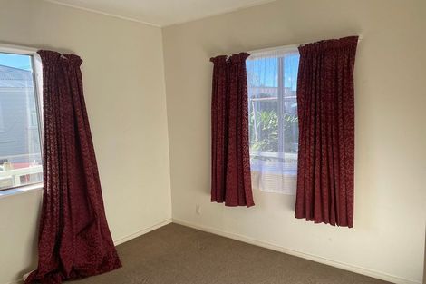 Photo of property in 2 Overtoun Terrace, Hataitai, Wellington, 6021