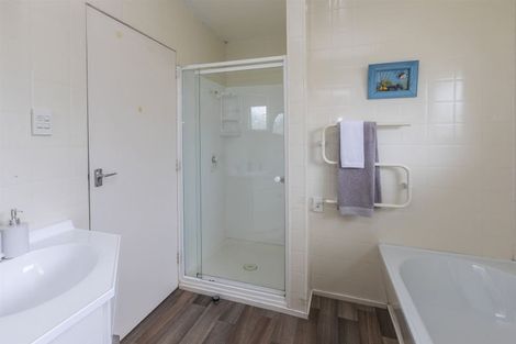 Photo of property in 14 Chilton Drive, Mairehau, Christchurch, 8052