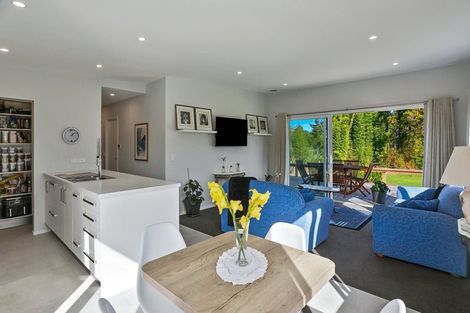 Photo of property in 76 Riddell Road, Kerikeri, 0230