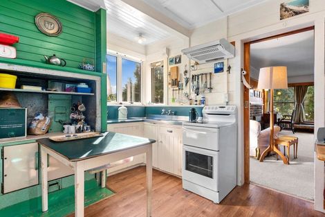 Photo of property in 43 Okareka Loop Road, Lake Okareka, Rotorua, 3076