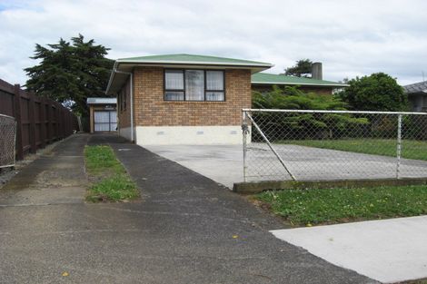 Photo of property in 13 Ashgrove Road, Mangere, Auckland, 2022