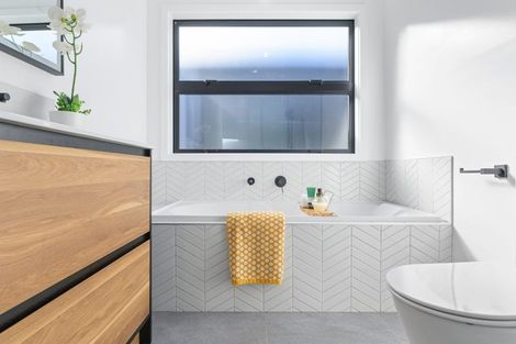 Photo of property in 2/99 Glen Lynne Avenue, Queenwood, Hamilton, 3210