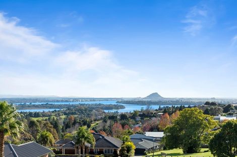 Photo of property in 11 Holcombrooke Lane, Welcome Bay, Tauranga, 3175