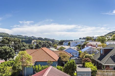 Photo of property in 8/123 The Parade, Island Bay, Wellington, 6023