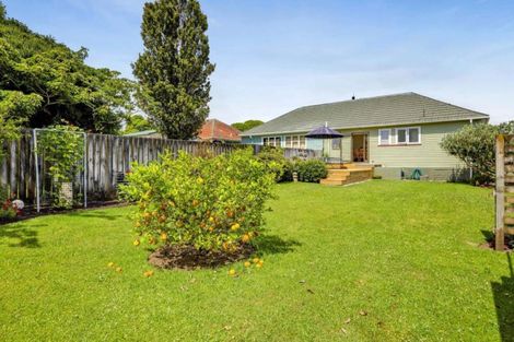Photo of property in 14 Plympton Street, Brooklands, New Plymouth, 4310