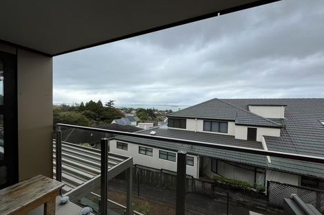 Photo of property in 2b/12 Selwyn Road, Cockle Bay, Auckland, 2014