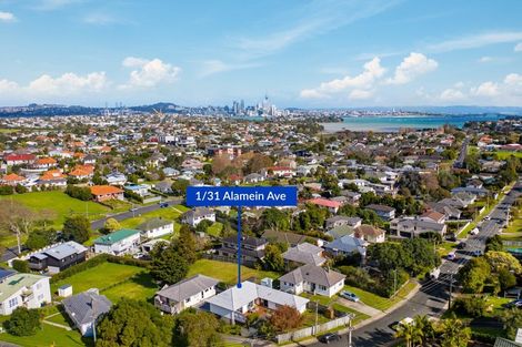 Photo of property in 1/31 Alamein Avenue, Belmont, Auckland, 0622