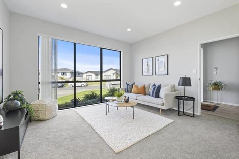 Photo of property in 27 Surf View Crescent, Red Beach, 0932