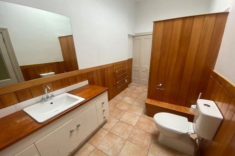 Photo of property in 2/8 Clare Place, Glenfield, Auckland, 0629