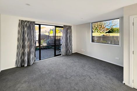 Photo of property in 1/130 Cambridge Terrace, Fairfield, Lower Hutt, 5011