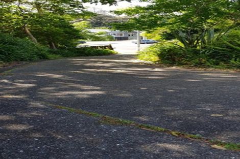 Photo of property in 77 Lake Road, Northcote, Auckland, 0627