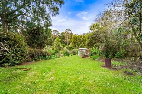 Photo of property in 110 Candia Road, Henderson Valley, Auckland, 0614