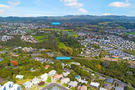 Photo of property in 2/31 Rangeview Road, Sunnyvale, Auckland, 0612