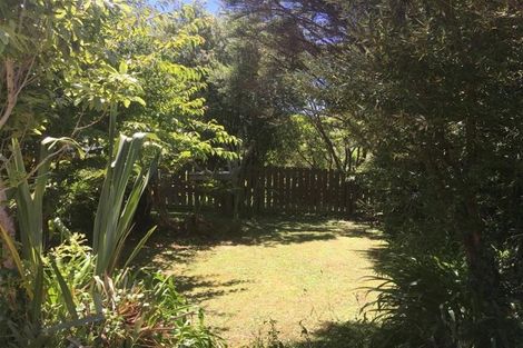 Photo of property in 13 Clapham Grove, Stokes Valley, Lower Hutt, 5019