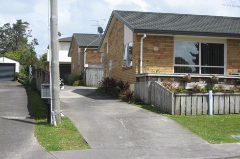 Photo of property in 3/926 Whangaparaoa Road, Manly, Whangaparaoa, 0930