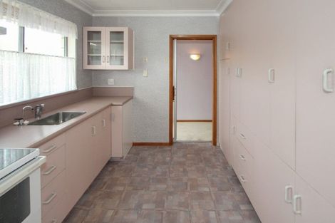 Photo of property in 27 Towey Street, Holmes Hill, Oamaru, 9401