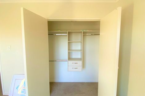 Photo of property in 78 Glenmore Road, Sunnyhills, Auckland, 2010