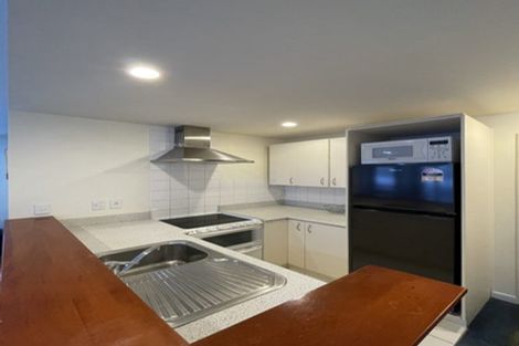 Photo of property in Terrace Heights Apartments, 4e/163 The Terrace, Wellington Central, Wellington, 6011