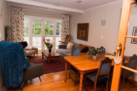 Photo of property in 4 Omar Street, Khandallah, Wellington, 6035