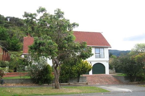 Photo of property in 6 Pioneer Grove, Silverstream, Upper Hutt, 5019