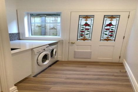 Photo of property in 19 Mozeley Avenue, Devonport, Auckland, 0624