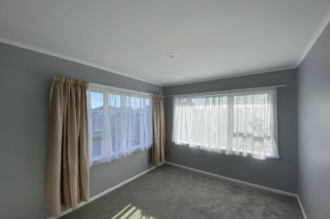 Photo of property in 20 Clayton Road, Manurewa, Auckland, 2102