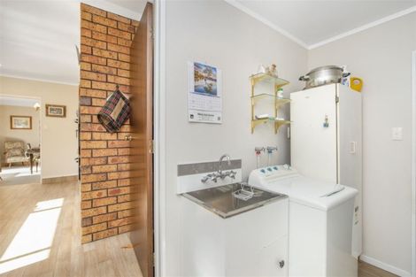 Photo of property in 33 Malcolm Street, Riverlea, Hamilton, 3216