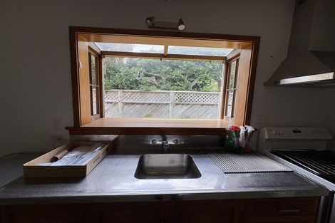 Photo of property in 31 Moir Street, Mount Victoria, Wellington, 6011