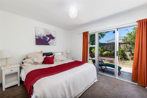 Photo of property in 3/1 Gatman Street, Birkdale, Auckland, 0626