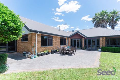Photo of property in 12 Merlot Place, Rototuna, Hamilton, 3210