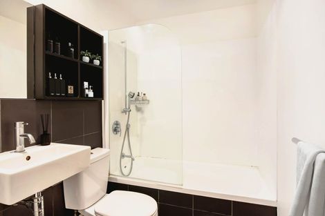 Photo of property in 3g/1 Hanson Street, Mount Cook, Wellington, 6021