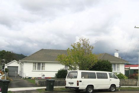 Photo of property in 13 Te Puni Grove, Elderslea, Upper Hutt, 5018