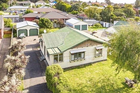 Photo of property in 19 Nikau Street, Tawhero, Whanganui, 4501
