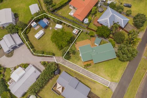 Photo of property in 11 Charles Green Drive, Cooks Beach, Whitianga, 3591