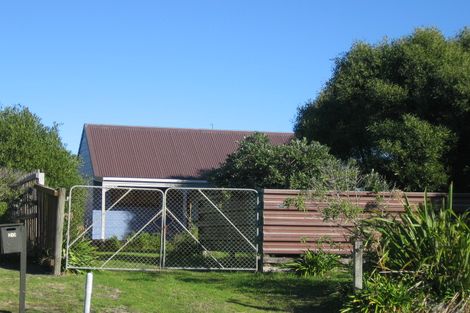 Photo of property in 22 Norfolk Crescent, Otaki Beach, Otaki, 5512
