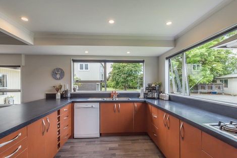 Photo of property in 279 Kimberley Road, Levin, 5571