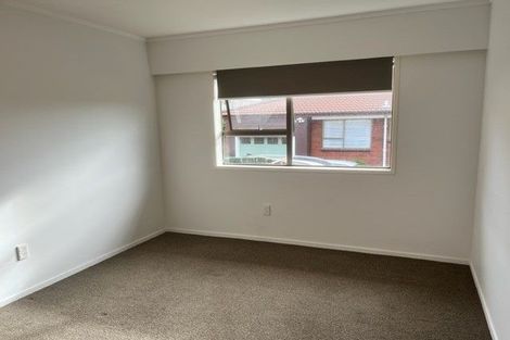 Photo of property in 1/41 Pigeon Mountain Road, Half Moon Bay, Auckland, 2012