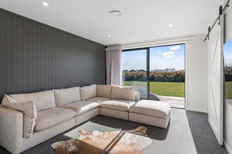 Photo of property in 64 Summers Road, Darfield, 7571