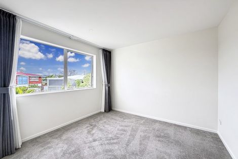Photo of property in 6d Law Street, Torbay, Auckland, 0630