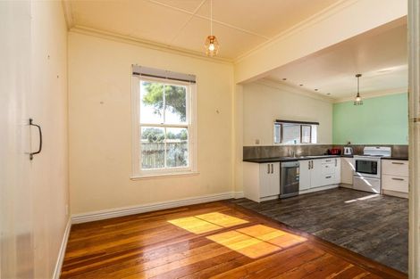 Photo of property in 40 Newman Road, Eketahuna, 4900