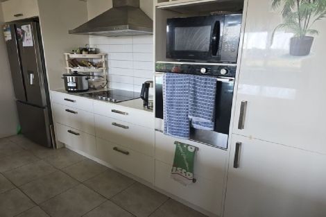 Photo of property in 27c Emerald Shores Drive, Papamoa Beach, Papamoa, 3118