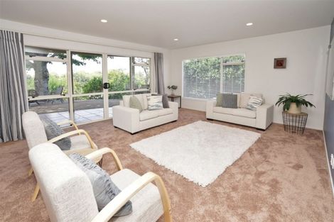 Photo of property in 94 Beerescourt Road, Beerescourt, Hamilton, 3200