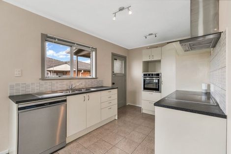 Photo of property in 51 Tirimoana Road, Te Atatu South, Auckland, 0602