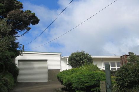 Photo of property in 73 Tarawera Road, Johnsonville, Wellington, 6037