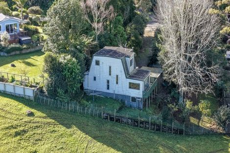 Photo of property in 1569 Rings Road, Coromandel, 3506