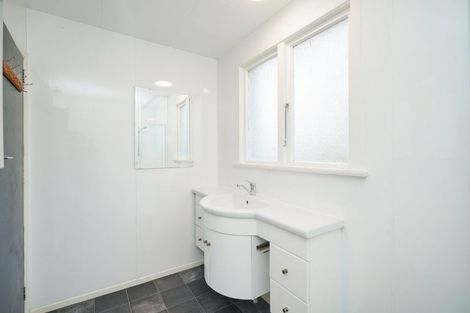 Photo of property in 49 Ferry Road, West Plains, Invercargill, 9879